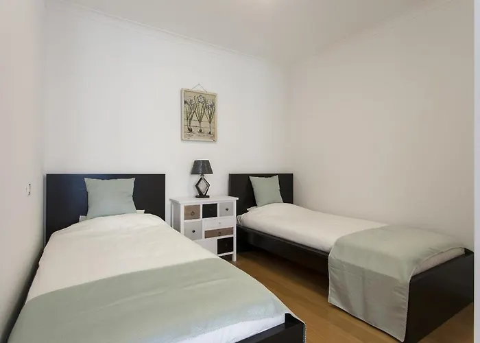 Santa Justa By Homing Διαμέρισμα *