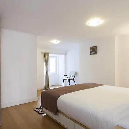 Santa Justa By Homing Apartament *