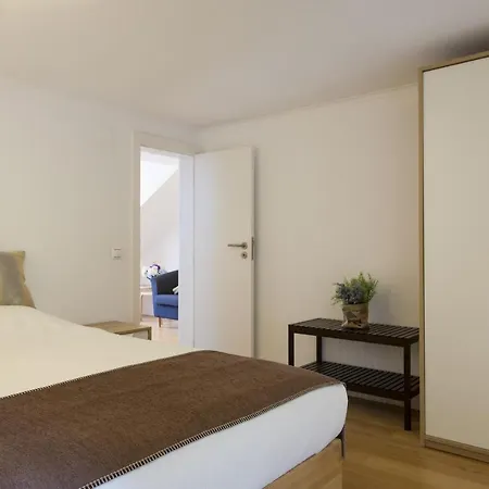 Santa Justa By Homing Apartman *